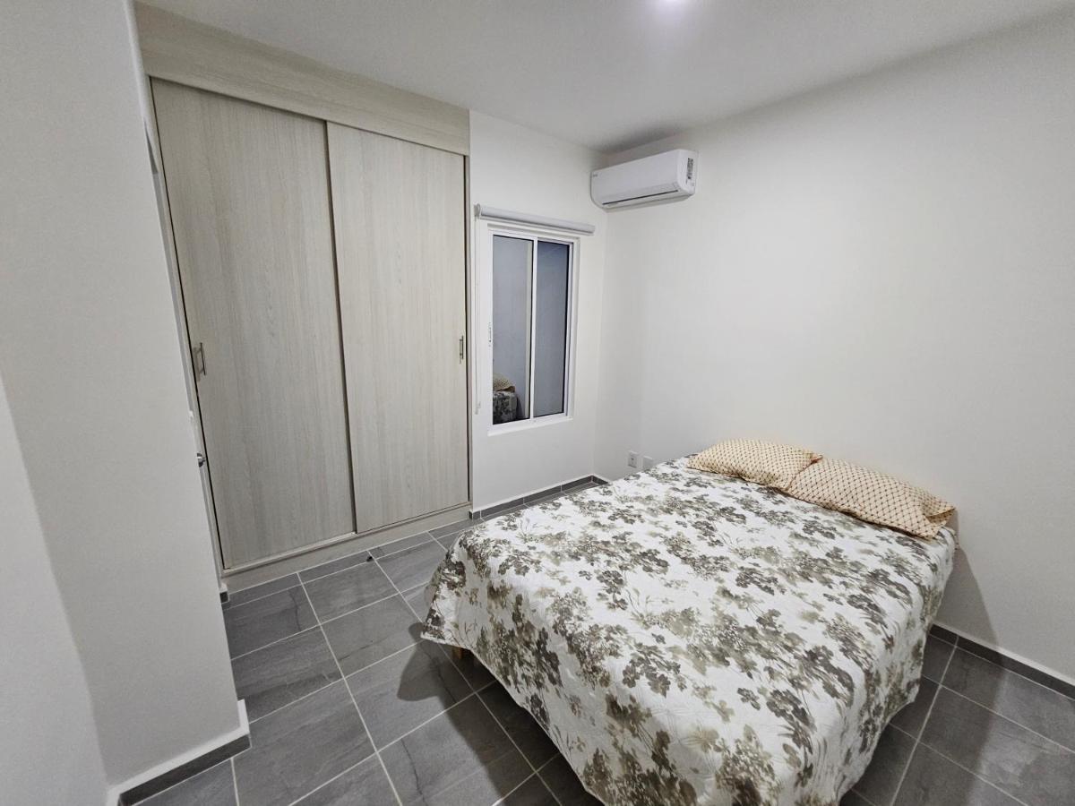 Comodo Departamento En Playa Del Carmen Exterior photo